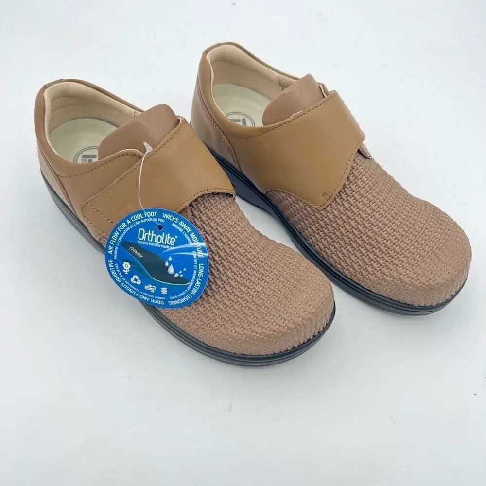 PROPET WOMEN'S OLIVIA - TAUPE ORTHOLITE 8.5 2E XWide $120
